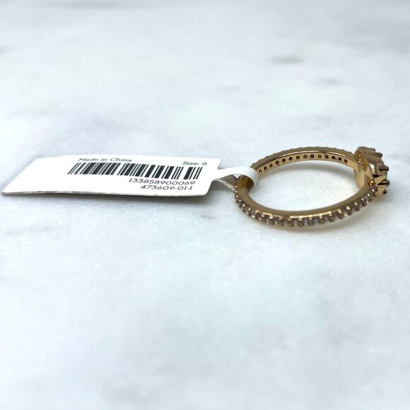 Banana Republic NWT Emerald & Faux Diamond Encrusted Ring, Size 6 - Picture 5 of 6